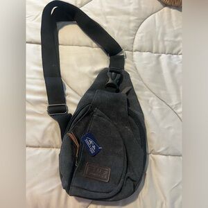 KJ crossbody sport pack